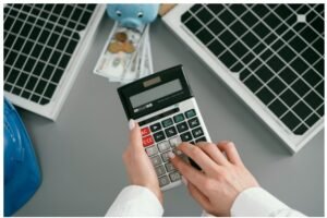 How to Manage Cash Flow in an Electrical Business